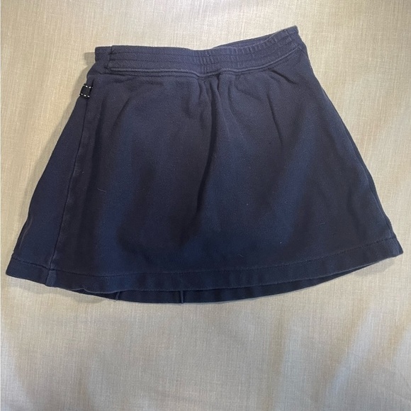 GYMBOREE navy blue skirt with bow. 3T. - Picture 2 of 4